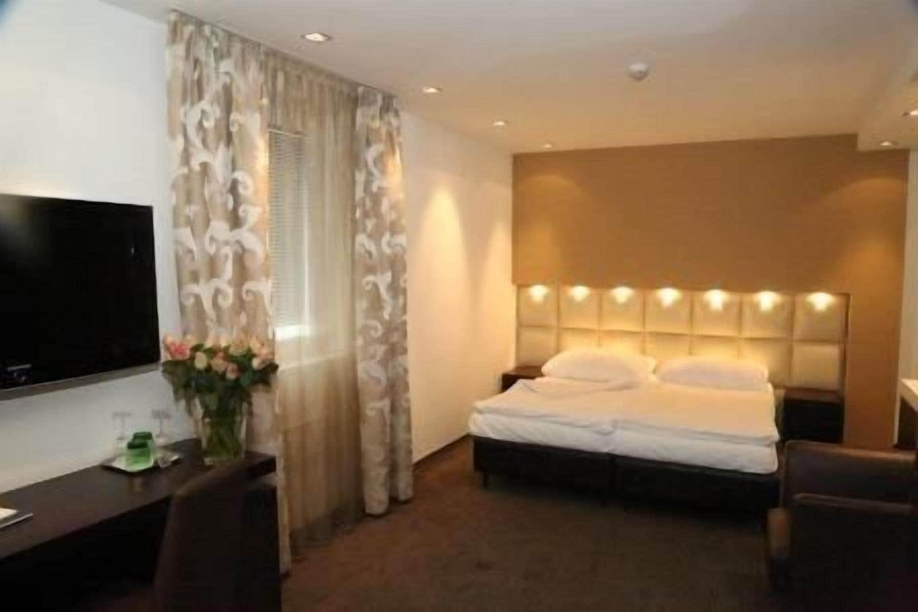 לינץ Prielmayerhof Hotel מראה חיצוני תמונה